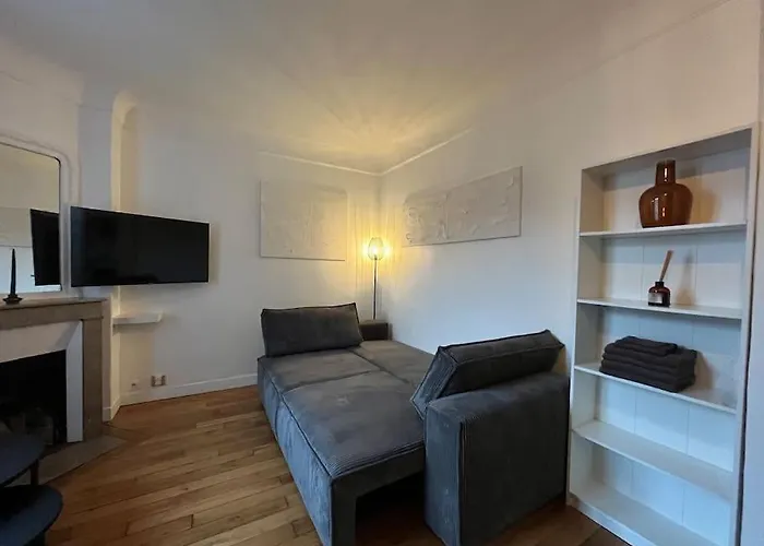 Central Typical Parisian Studio